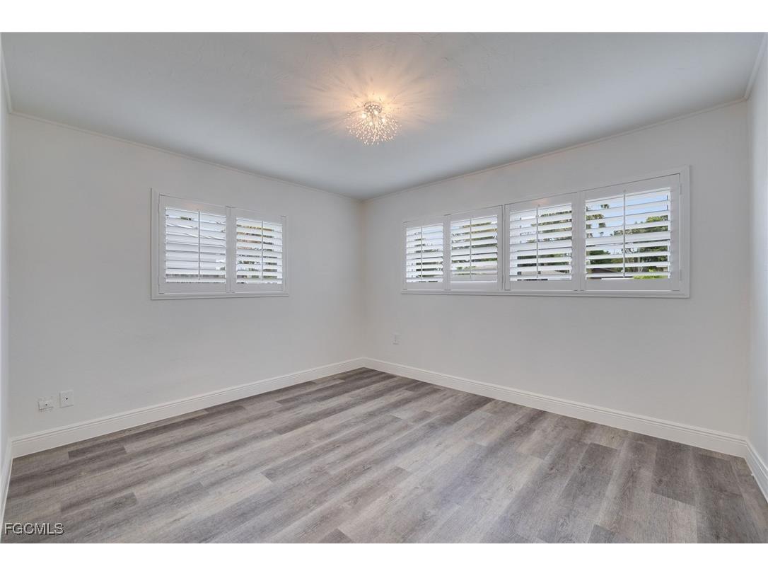 1542 Coconut Drive Fort Myers FL 33901 2026004659 image17