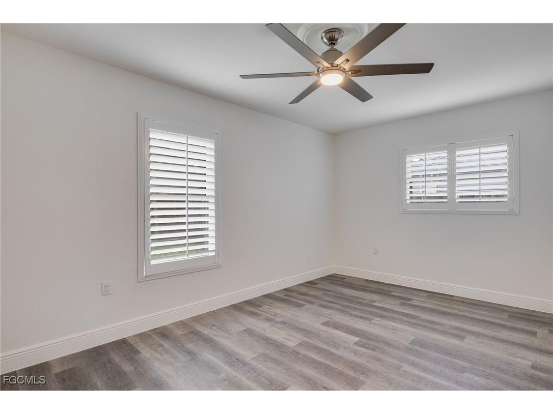 1542 Coconut Drive Fort Myers FL 33901 2026004659 image18