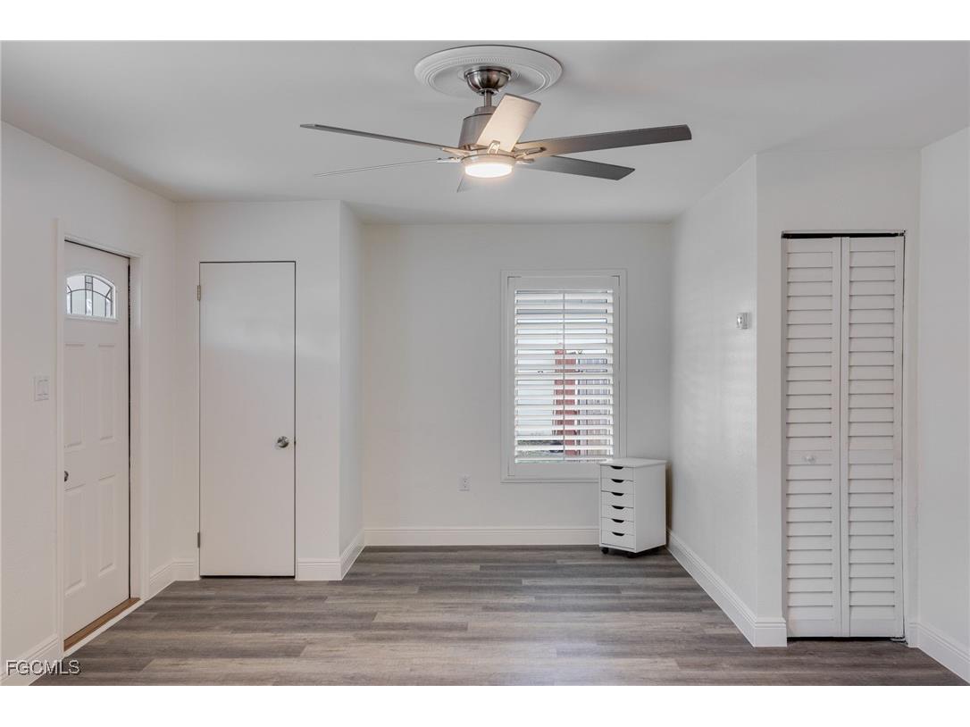 1542 Coconut Drive Fort Myers FL 33901 2026004659 image2