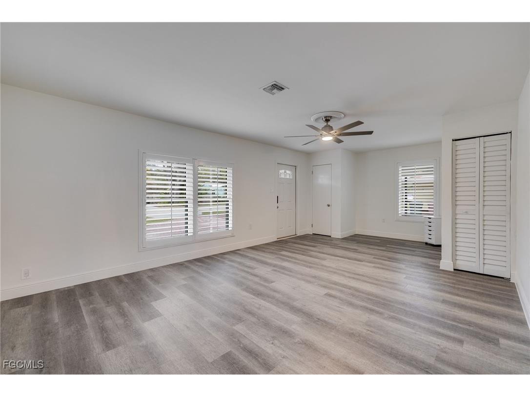 1542 Coconut Drive Fort Myers FL 33901 2026004659 image6