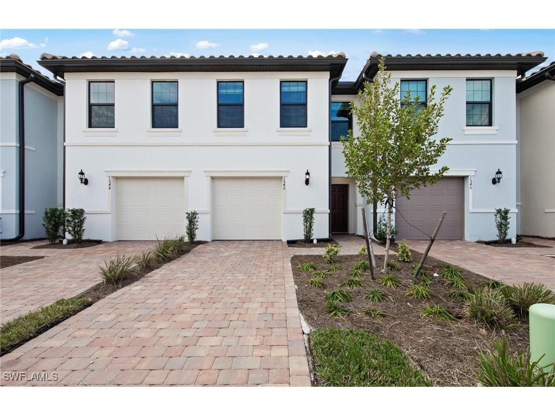 1542 Fells Cove Lane Cape Coral FL 33909 225021358 image1