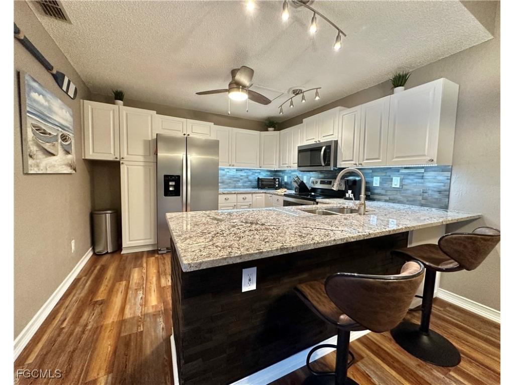 15427 Crystal Lake Drive North Fort Myers FL 33917 2025024544 image7