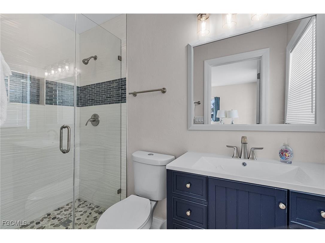 1543 San Carlos Bay Drive Sanibel FL 33957 2025023027 image13