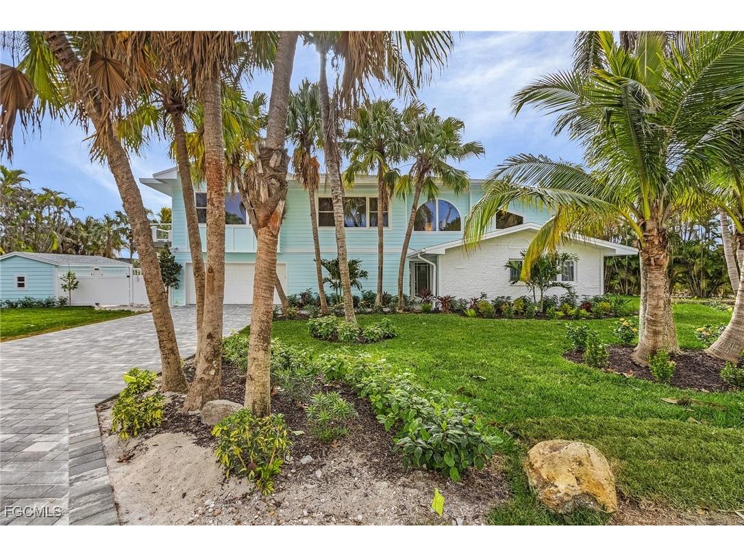 1543 San Carlos Bay Drive Sanibel FL 33957 2025023027 image3