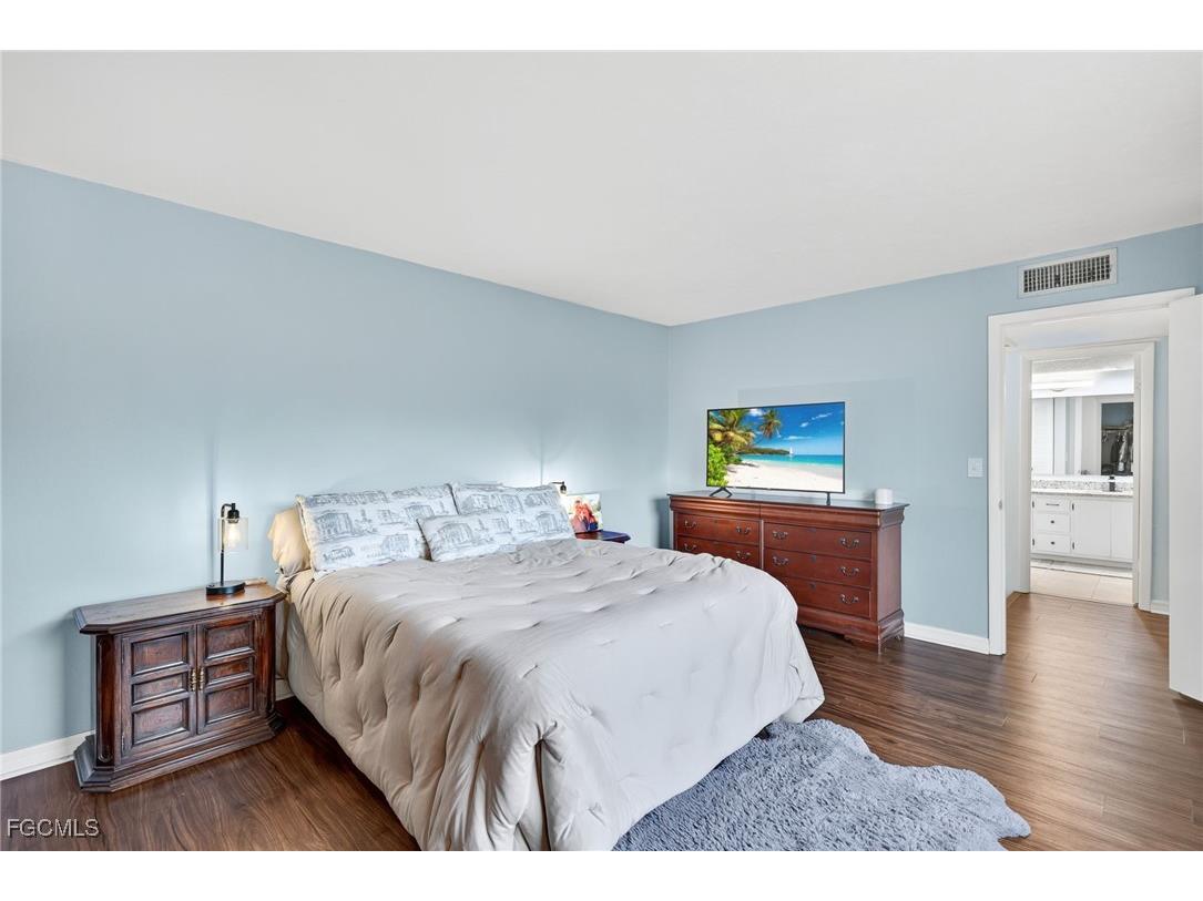 1544 Park Meadows Drive #4 Fort Myers FL 33907 2025017154 image12