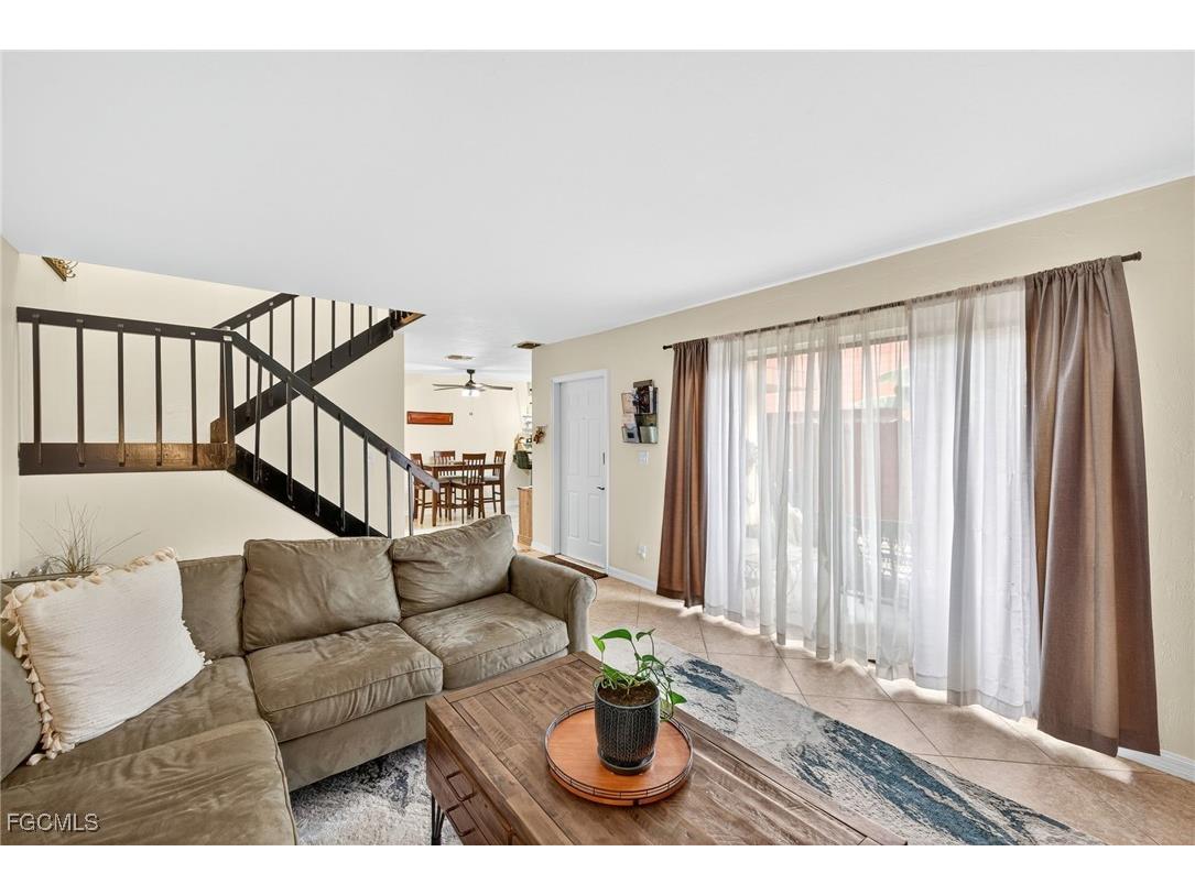 1544 Park Meadows Drive #4 Fort Myers FL 33907 2025017154 image3