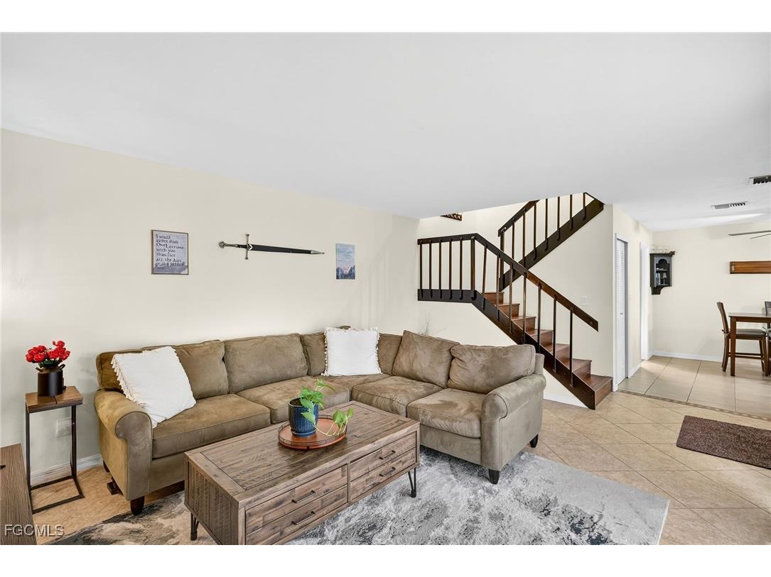 1544 Park Meadows Drive #4 Fort Myers FL 33907 2025017154 image4