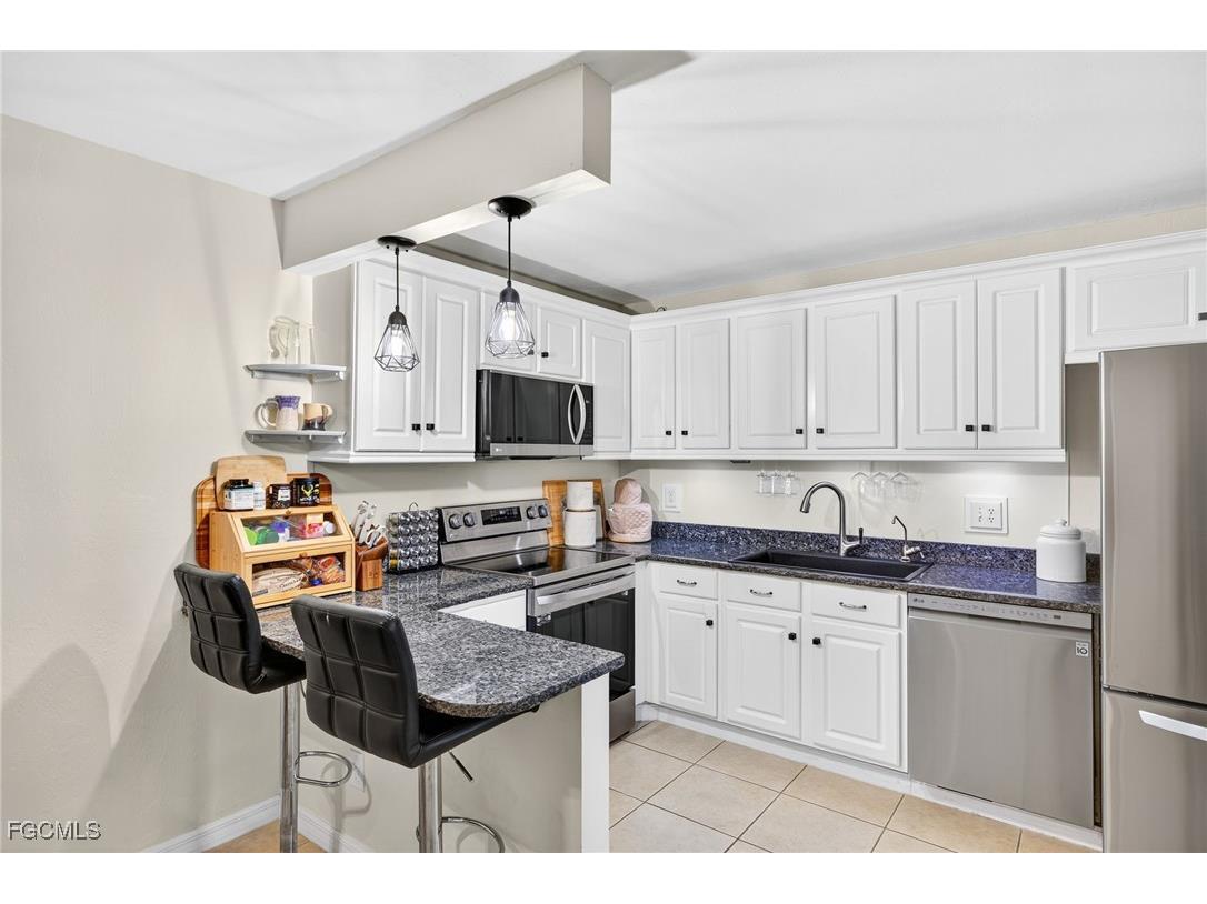1544 Park Meadows Drive #4 Fort Myers FL 33907 2025017154 image9