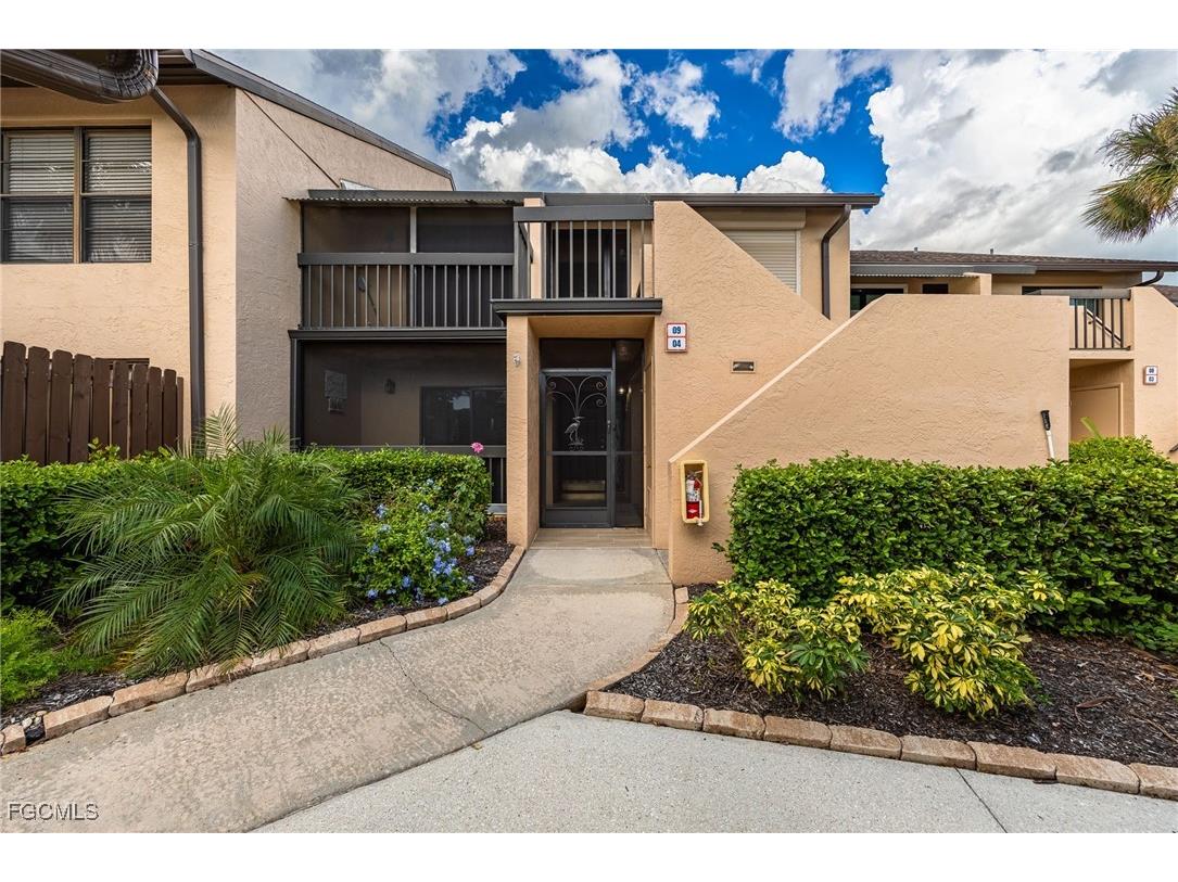 15444 Admiralty Circle #4 North Fort Myers FL 33917 2025011995 image1