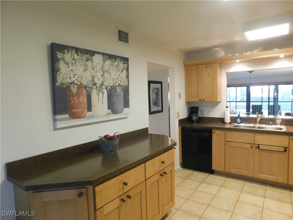 15448 Admiralty Circle #3 North Fort Myers FL 33917 224081732 image1