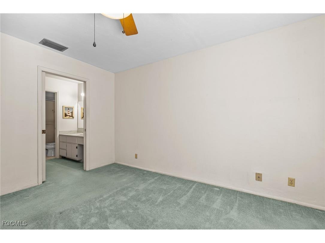 15448 Admiralty Circle #8 North Fort Myers FL 33917 2025011082 image18