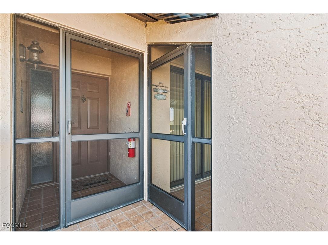 15448 Admiralty Circle #8 North Fort Myers FL 33917 2025011082 image28