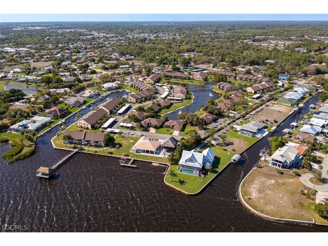 15448 Admiralty Circle #9 North Fort Myers FL 33917 2026011629 image1
