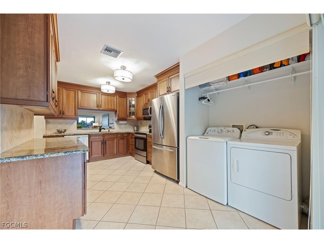 15448 Admiralty Circle #9 North Fort Myers FL 33917 2026011629 image10