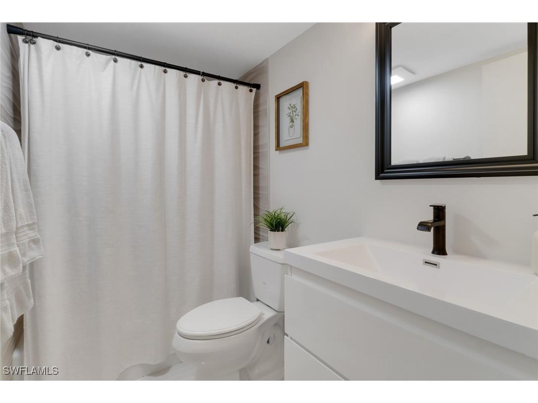 15450 Cedarwood Lane #103 Naples FL 34110 225076620 image19