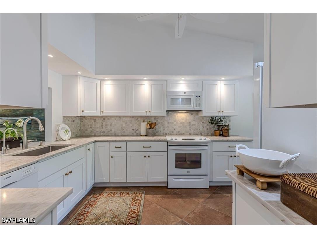15450 Cedarwood Lane #202 Naples FL 34110 226013831 image10