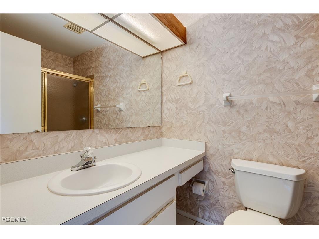 15451 Crystal Lake Drive North Fort Myers FL 33917 2025012616 image14