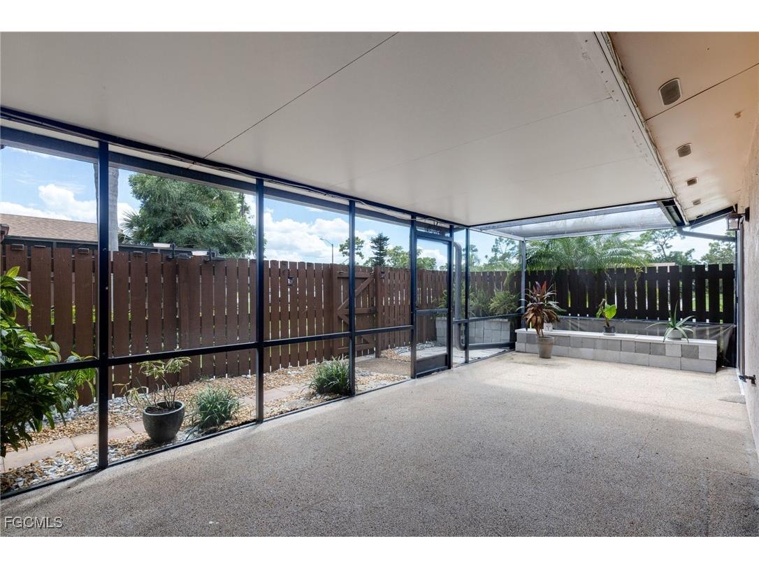 15451 Crystal Lake Drive North Fort Myers FL 33917 2025012616 image3