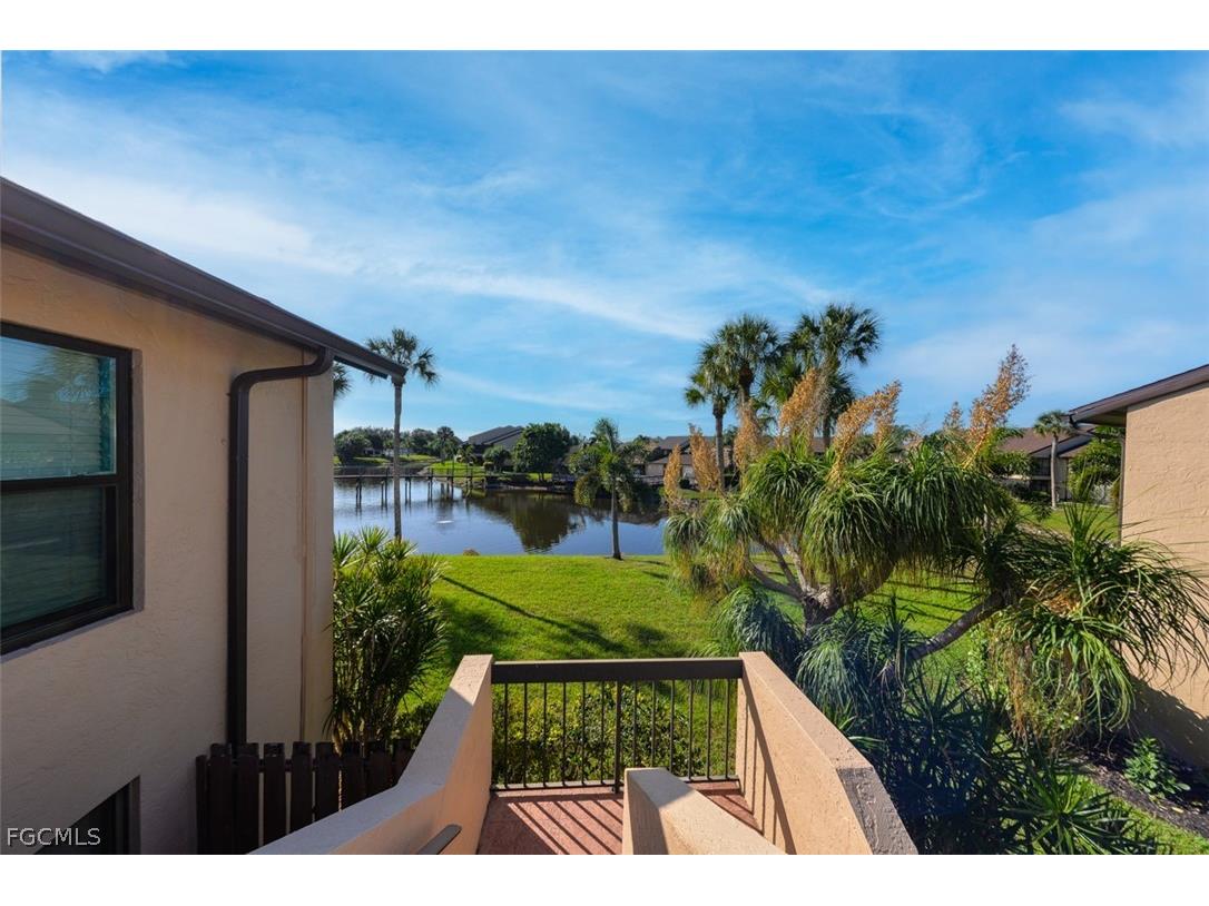 15452 Admiralty Circle #6 North Fort Myers FL 33917 2026010066 image2