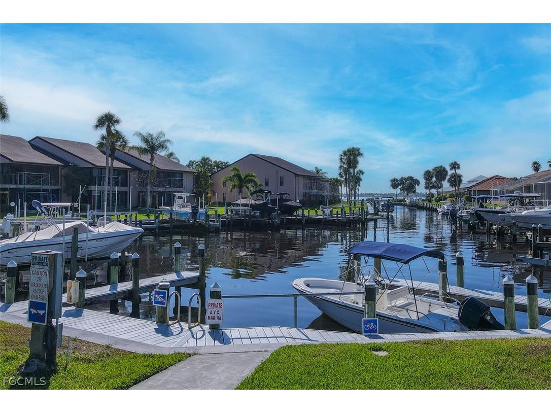 15452 Admiralty Circle #6 North Fort Myers FL 33917 2026010066 image36