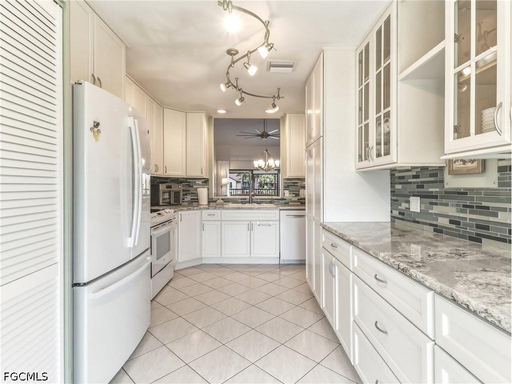 15452 Admiralty Circle #9 North Fort Myers FL 33917 2026019324 image6