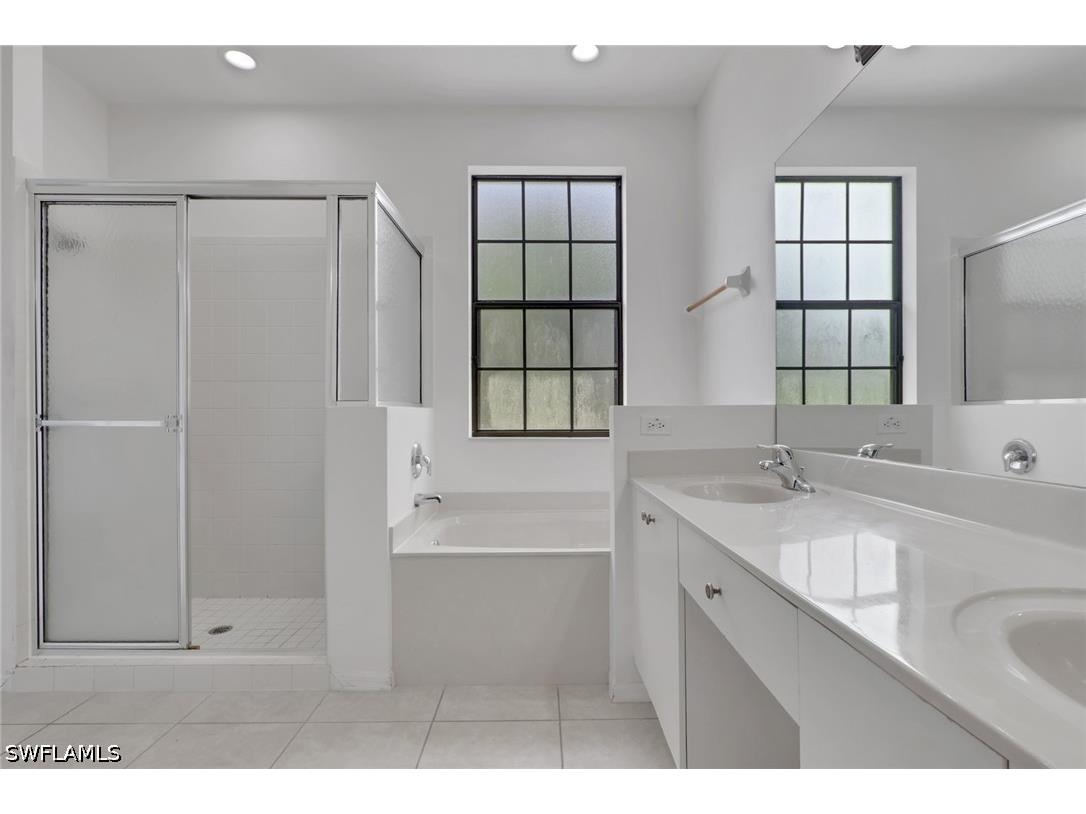 15454 Summit Place Circle #125 Naples FL 34119 226021522 image17