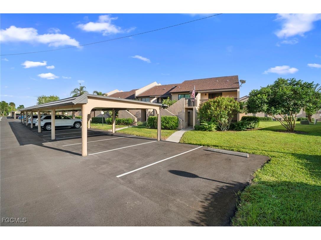15456 Admiralty Circle #1 North Fort Myers FL 33917 2025020288 image1