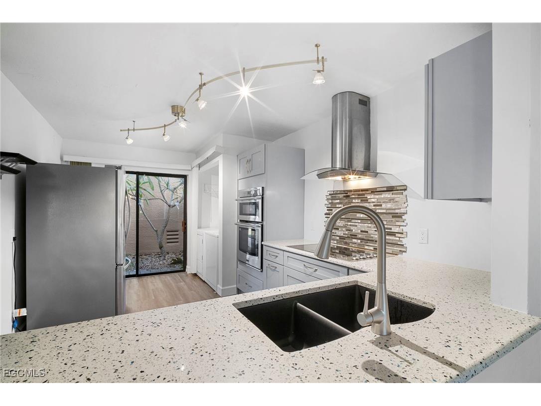 15456 Admiralty Circle #1 North Fort Myers FL 33917 2025020288 image10