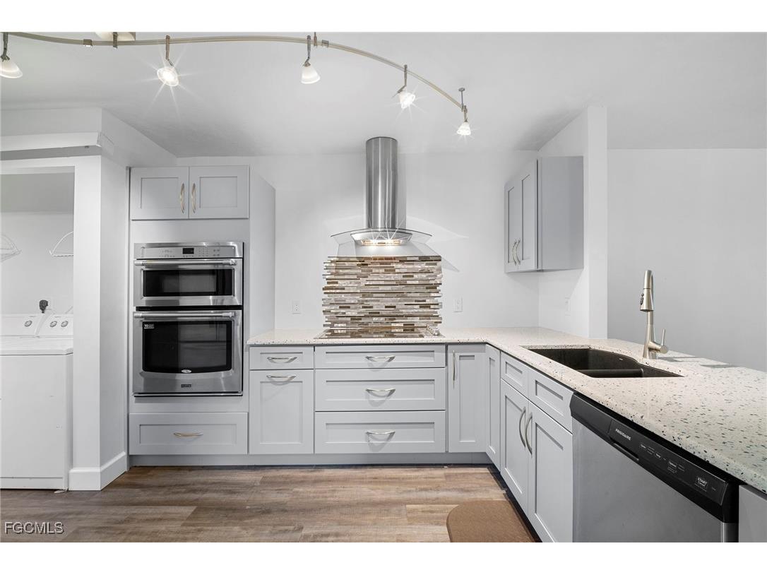 15456 Admiralty Circle #1 North Fort Myers FL 33917 2025020288 image11