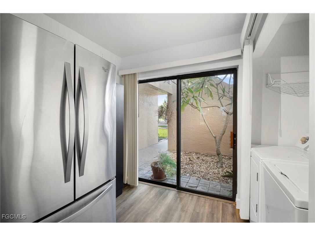 15456 Admiralty Circle #1 North Fort Myers FL 33917 2025020288 image15