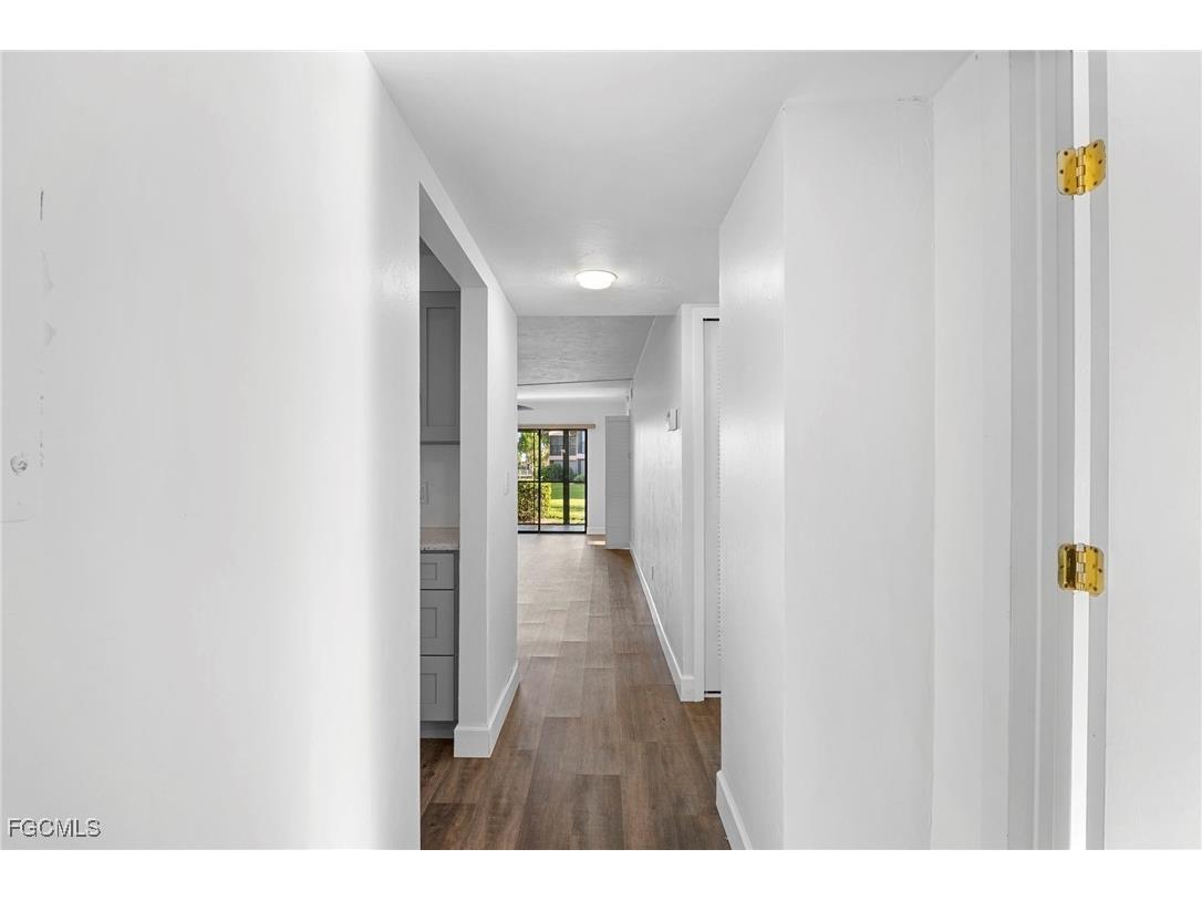 15456 Admiralty Circle #1 North Fort Myers FL 33917 2025020288 image3