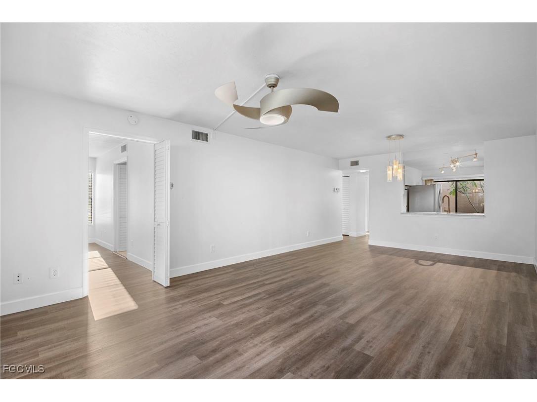 15456 Admiralty Circle #1 North Fort Myers FL 33917 2025020288 image7