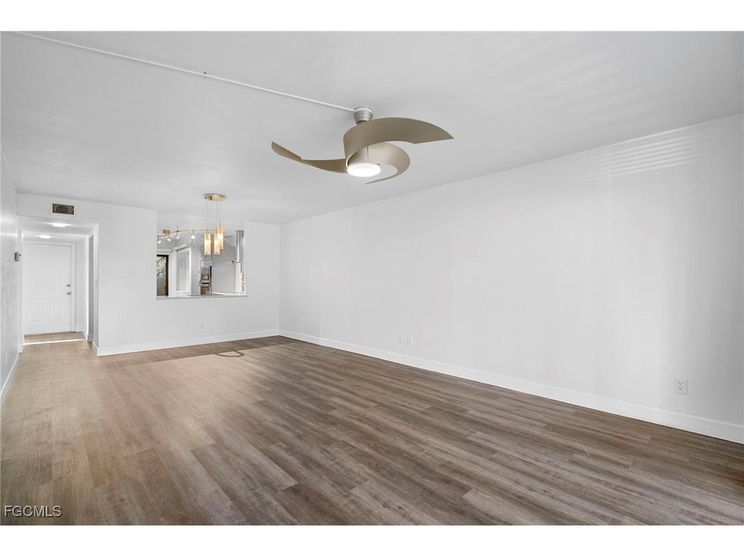 15456 Admiralty Circle #1 North Fort Myers FL 33917 2025020288 image8