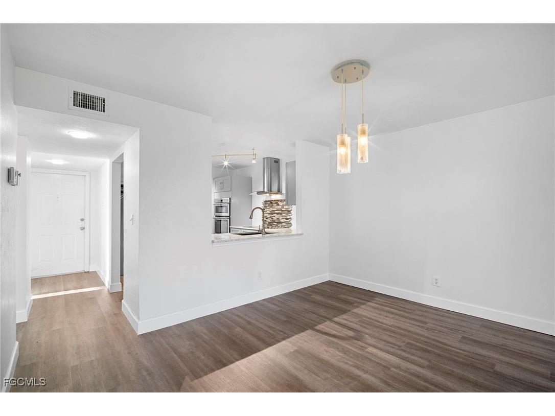 15456 Admiralty Circle #1 North Fort Myers FL 33917 2025020288 image9