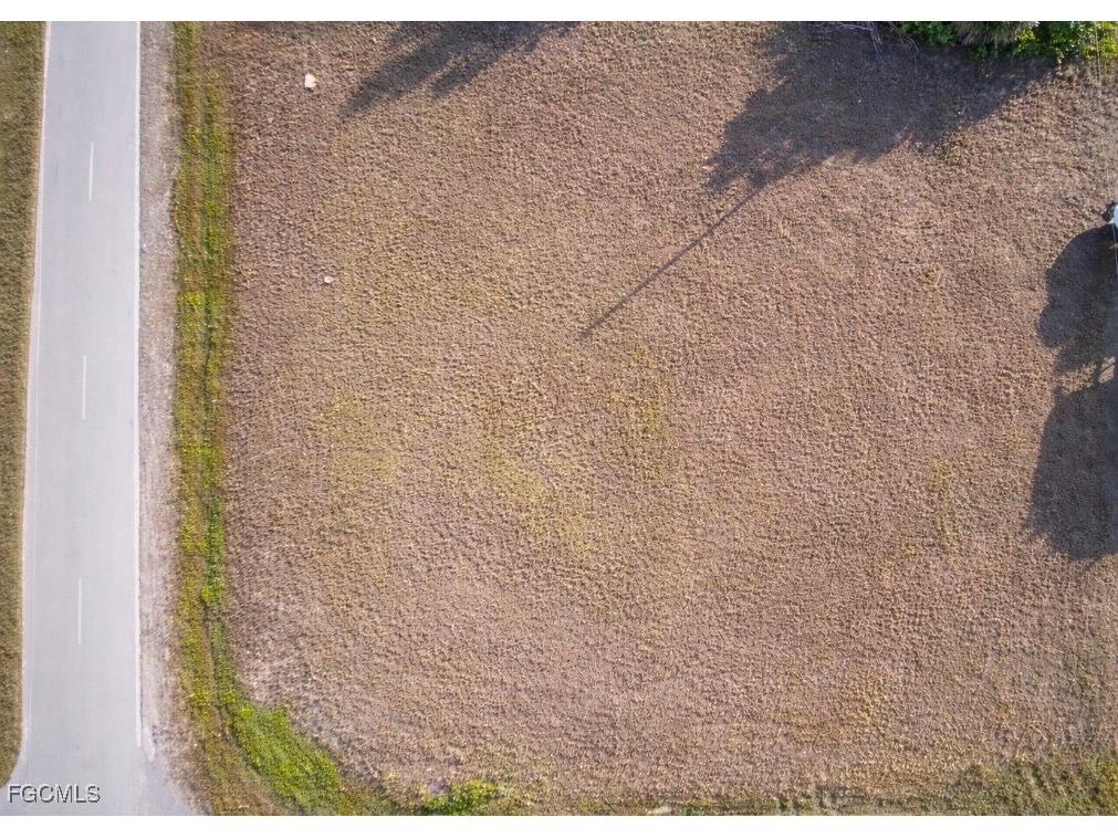 1546 El Dorado Boulevard N Cape Coral FL 33993 2026001696 image1