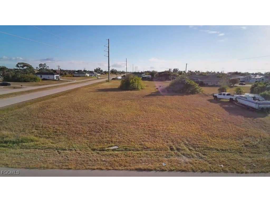 1546 El Dorado Boulevard N Cape Coral FL 33993 2026001696 image3