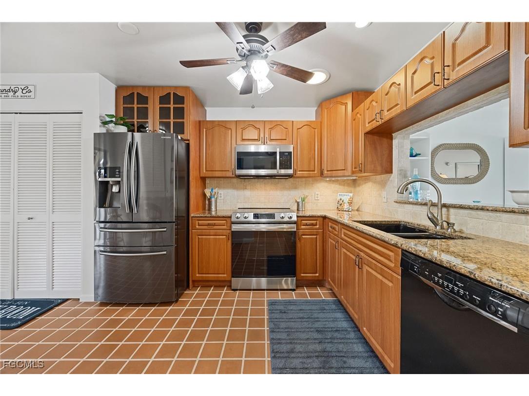 15466 Admiralty Circle #4 North Fort Myers FL 33917 2025012429 image5