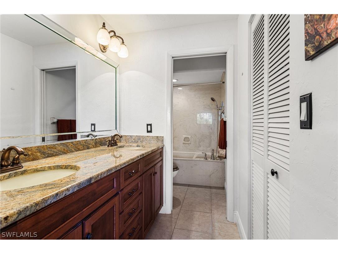 15470 Cedarwood Lane #201 Naples FL 34110 226008285 image25