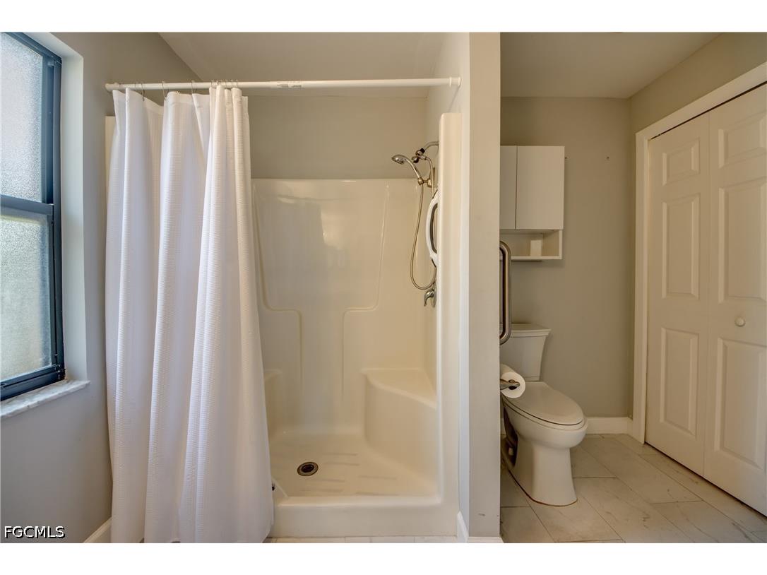 15472 Admiralty Circle #2 North Fort Myers FL 33917 2026023067 image35