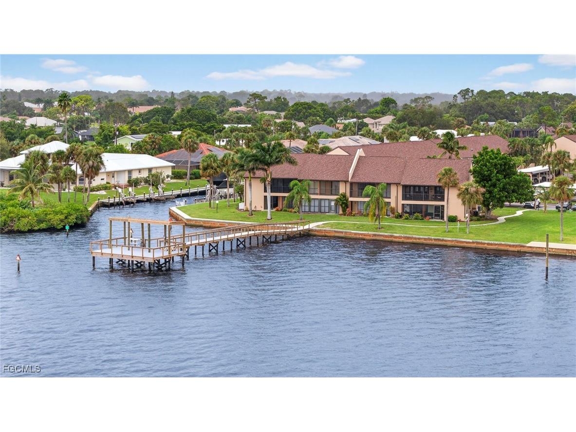 15477 Admiralty Circle #6 North Fort Myers FL 33917 2025014869 image1