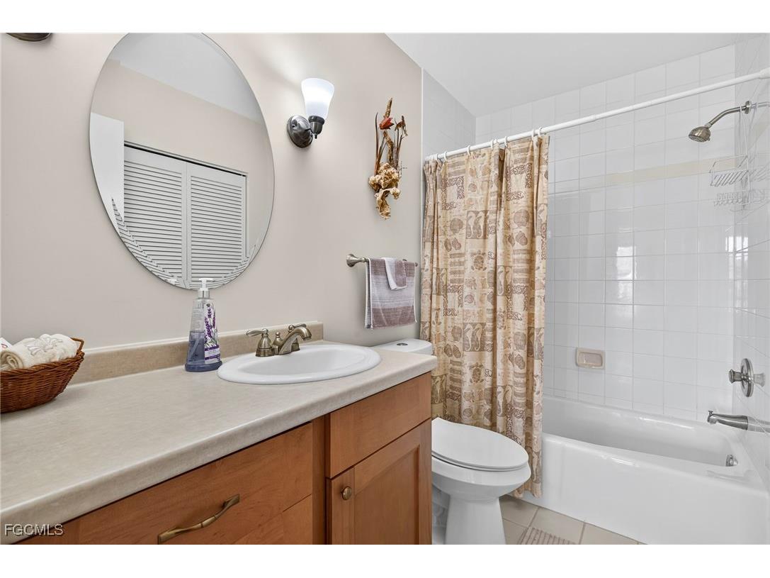 15477 Admiralty Circle #6 North Fort Myers FL 33917 2025014869 image24