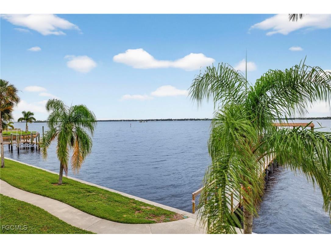 15477 Admiralty Circle #6 North Fort Myers FL 33917 2025014869 image31