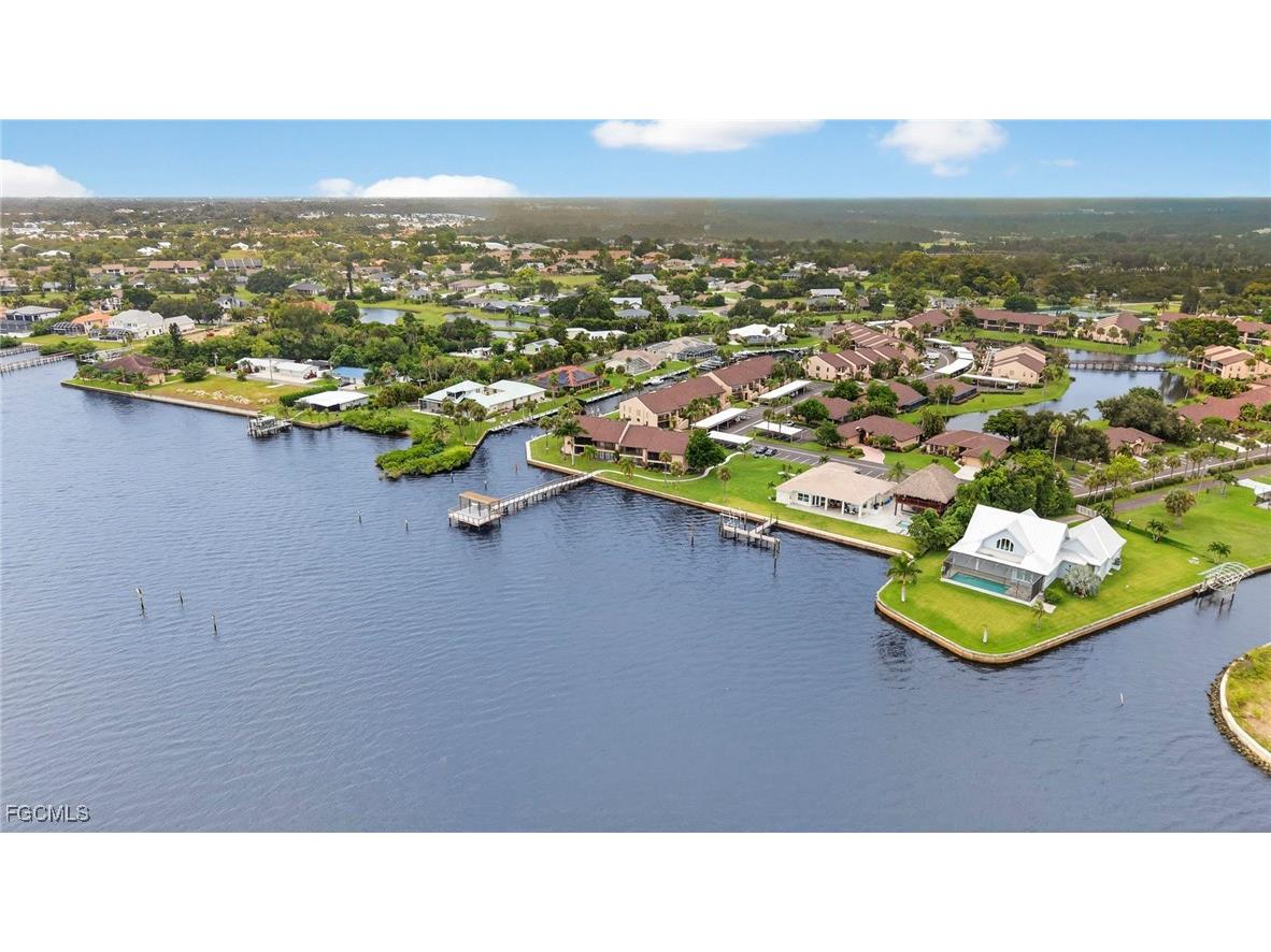 15477 Admiralty Circle #6 North Fort Myers FL 33917 2025014869 image33