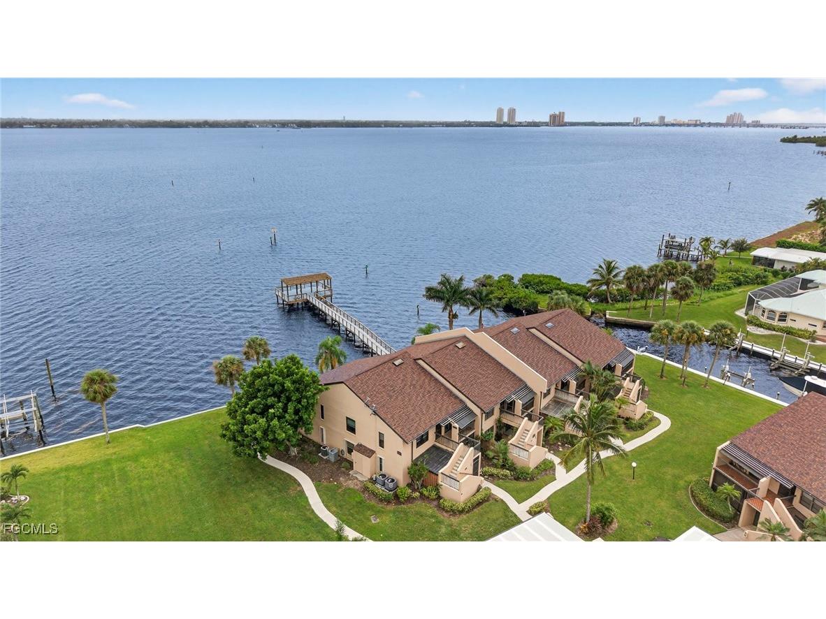15477 Admiralty Circle #6 North Fort Myers FL 33917 2025014869 image35