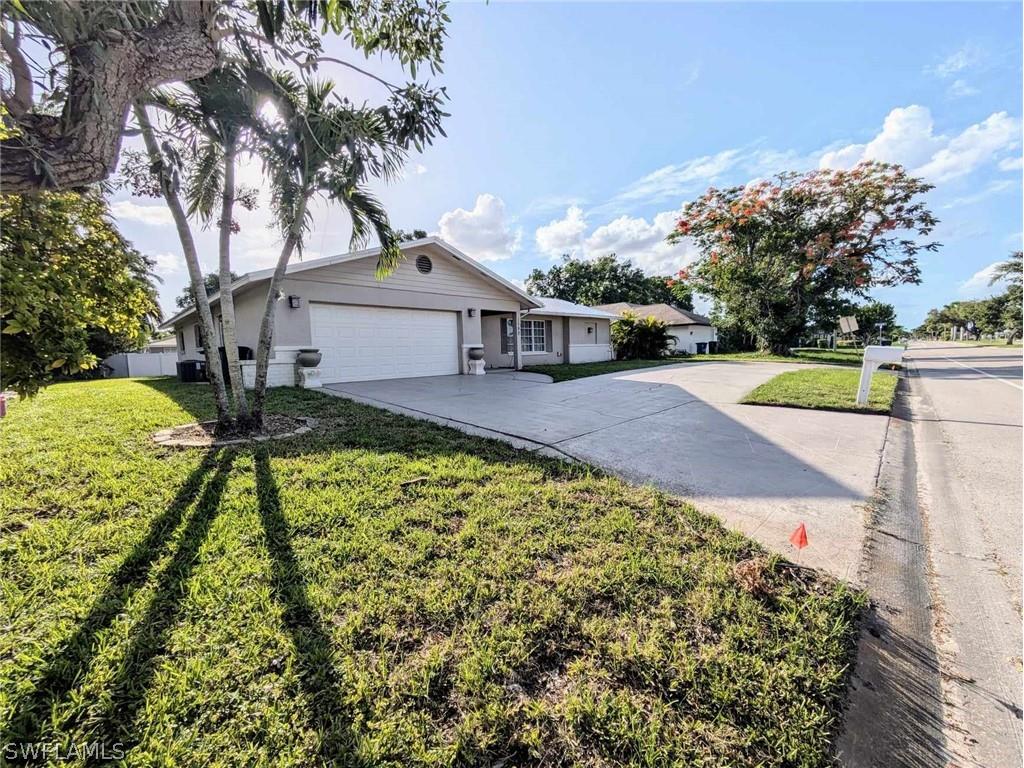 1548 Whiskey Creek Drive Fort Myers FL 33919 224053202 image1