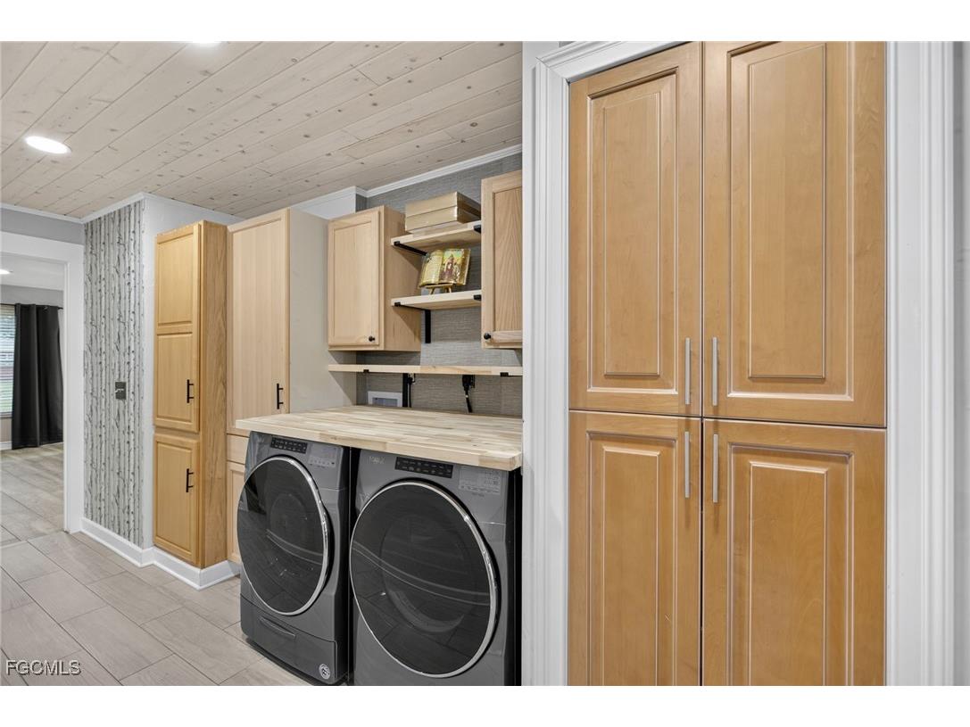 1549 Braeburn Road Fort Myers FL 33919 2025013822 image14