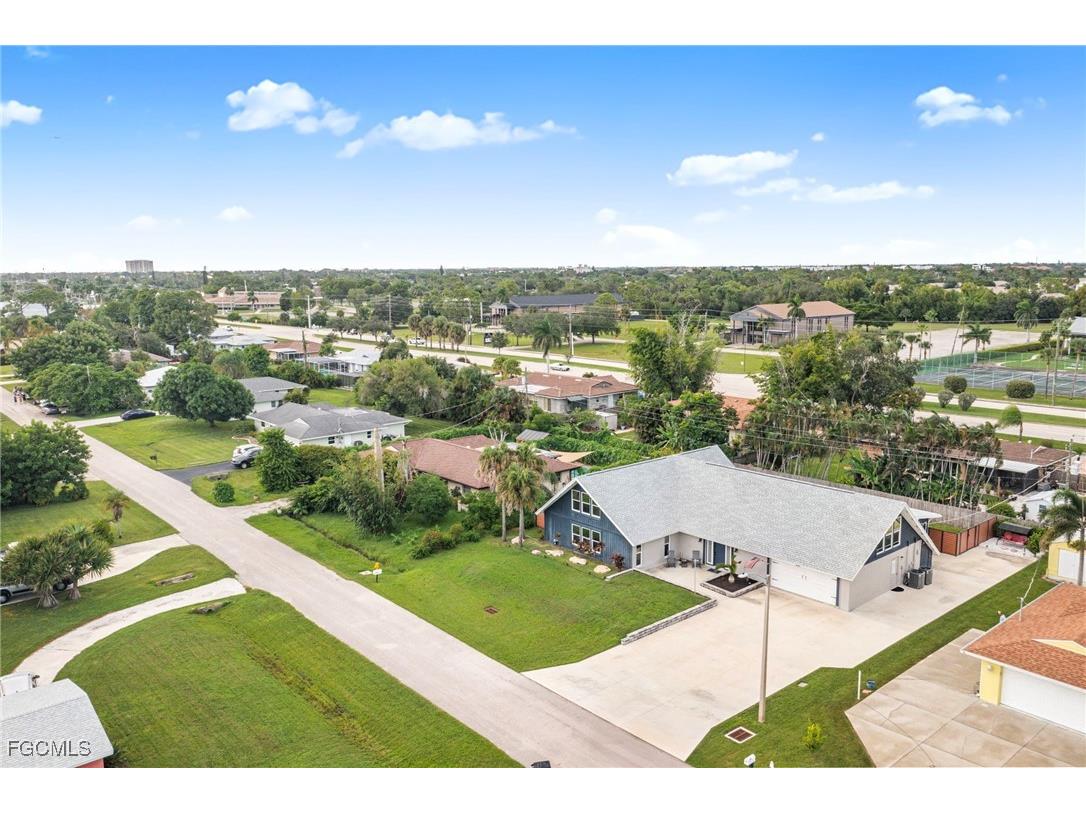 1549 Braeburn Road Fort Myers FL 33919 2025013822 image2