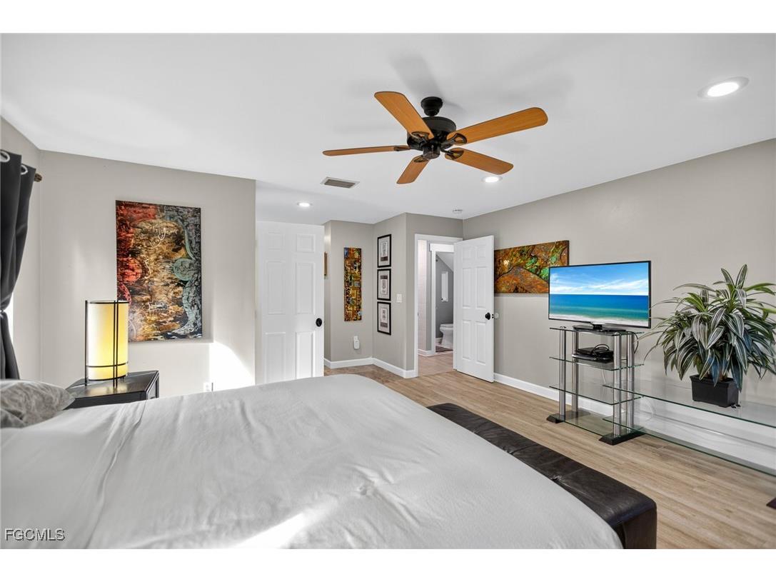 1549 Braeburn Road Fort Myers FL 33919 2025013822 image21