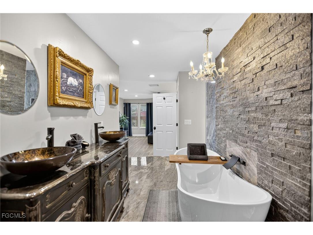 1549 Braeburn Road Fort Myers FL 33919 2025013822 image24