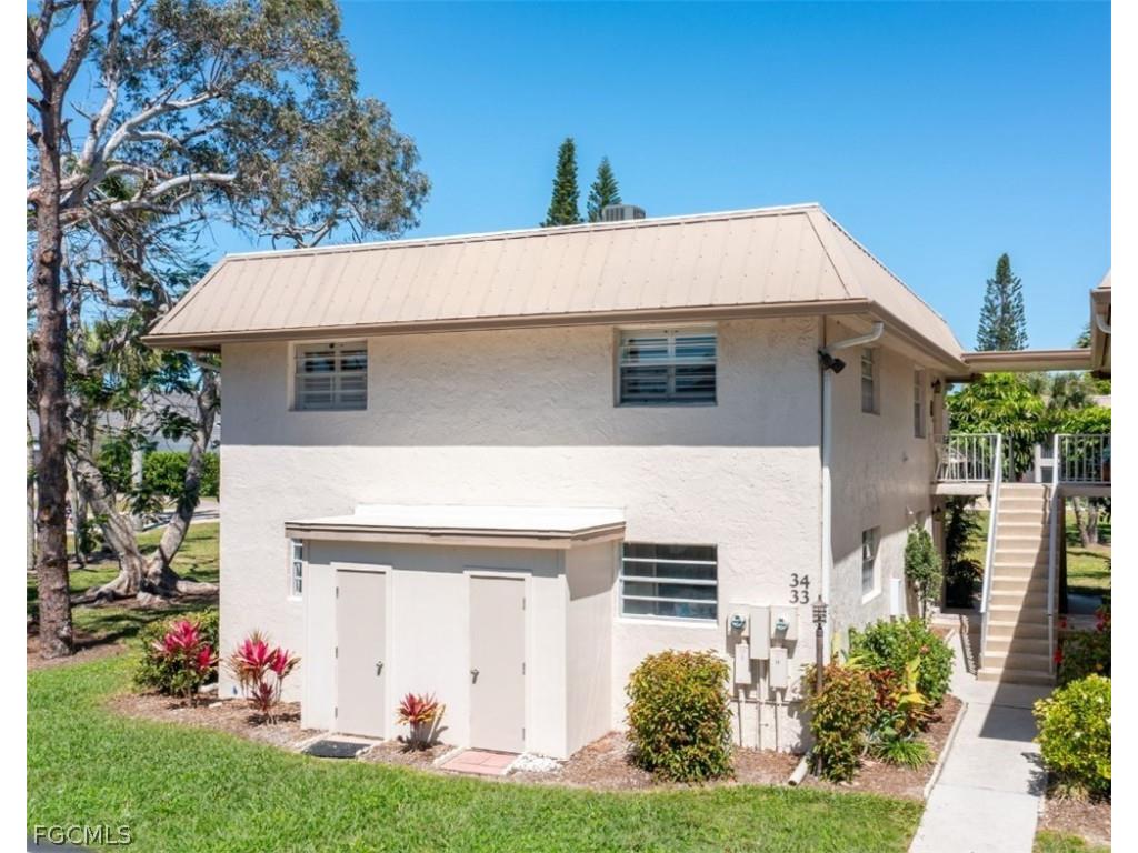 1549 Sandpiper Street #34 Naples FL 34102 2026006161 image1